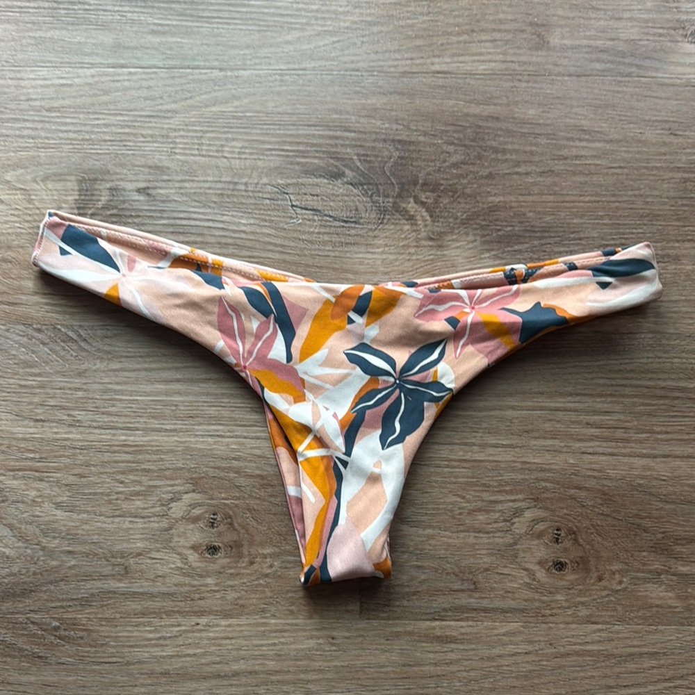 Midori Kai Bottoms